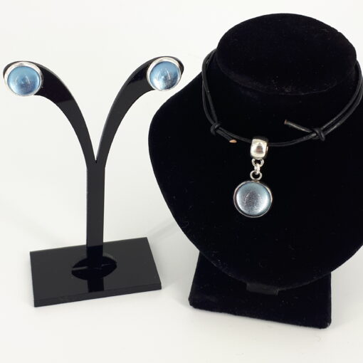 2-delt smykkesett med lys blå glass cboushone