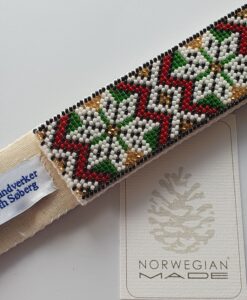 Universslbelte nr 8 Finnes også som komplett Materialpakke