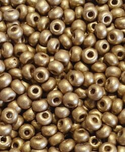 Preciosa 01720. Str 10/0, heldekkende gull