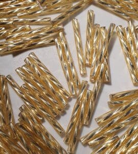 25 mm twist i gullfarget Staver