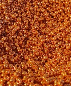 SMÅ 11/0, Preciosa nr 18583, metallisk orangebrun