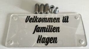 Dørskilt familien Hagen