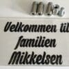 Dørskilt familen Mikkelsen