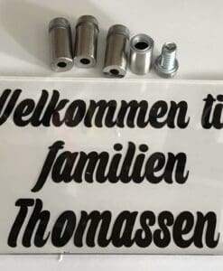 Dørskilt familen Thomassen