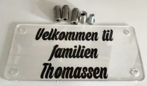 Dørskilt familen Thomassen