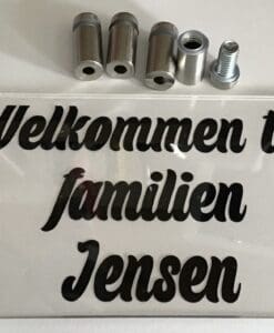 Dørskilt familen Jensen