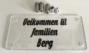 Dørskilt familien Berg