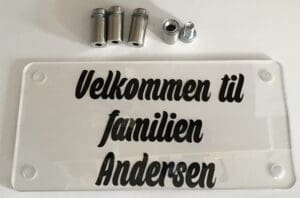 Dørskilt familien Andersen