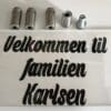 Dørskilt familien Karlsen